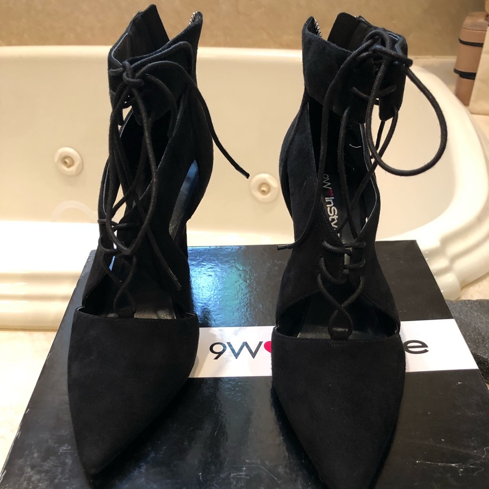 New suede Nine West booties